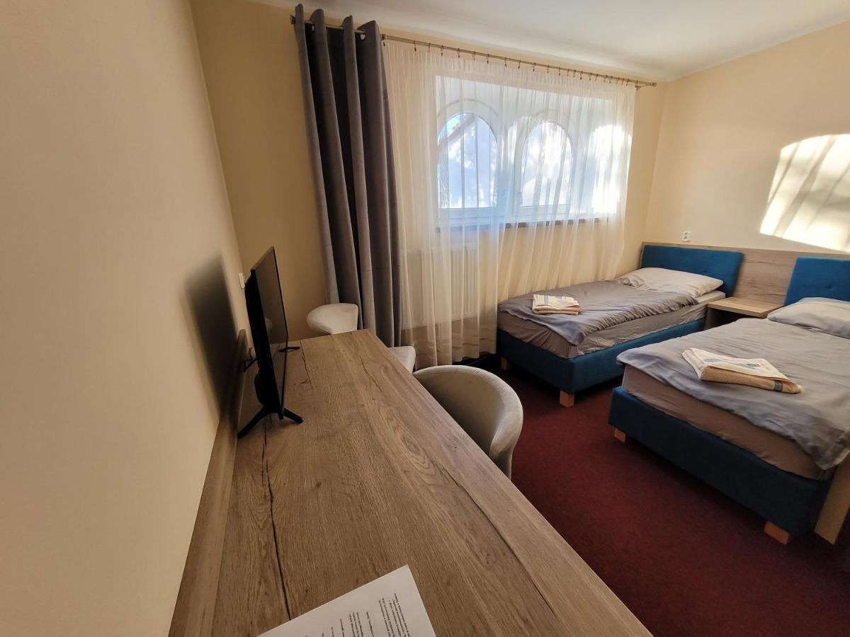 Bed and Breakfast Zlote Pioro Nisko Екстер'єр фото
