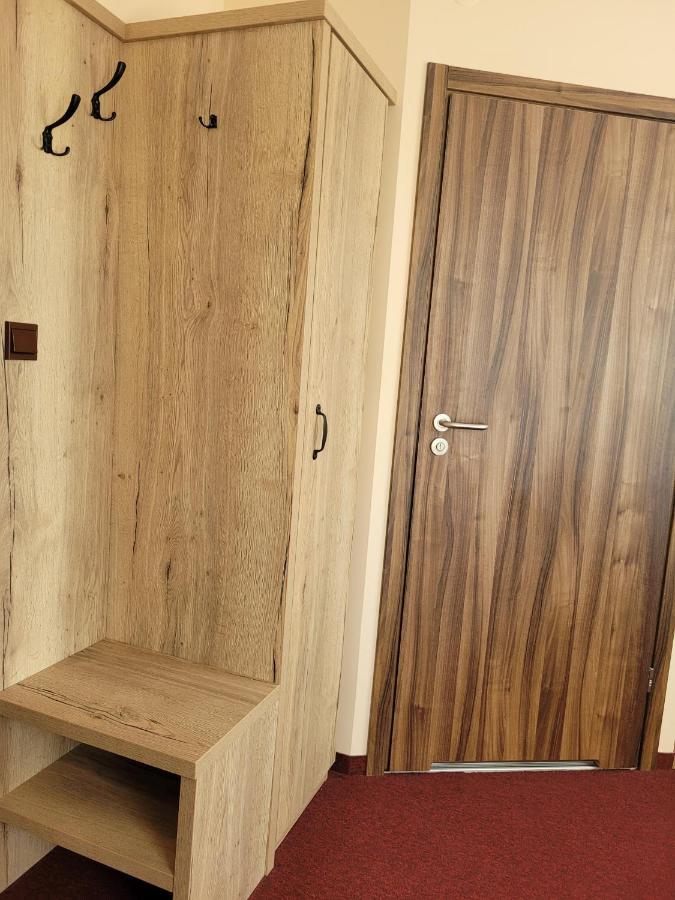 Bed and Breakfast Zlote Pioro Nisko Екстер'єр фото